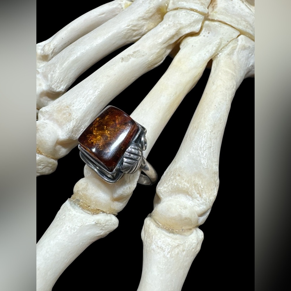 Vintage Sterling Silver Square Baltic Amber Leaf Cocktail Ring size 8